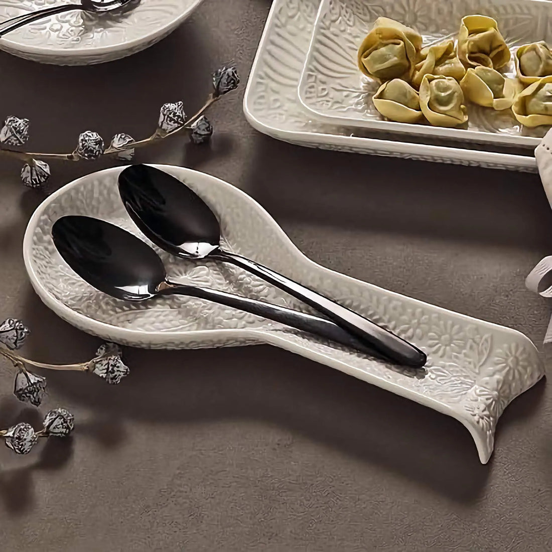 Tognana Copenaghen – Porcelanowa Podstawka pod Łyżkę 28 cm