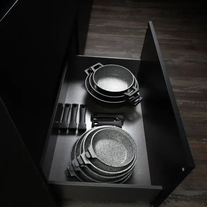 Patelnia głęboka Tegame Ambiziosa - Scapol  - odczepiane rączki sprawiają że łatwo się przechowują