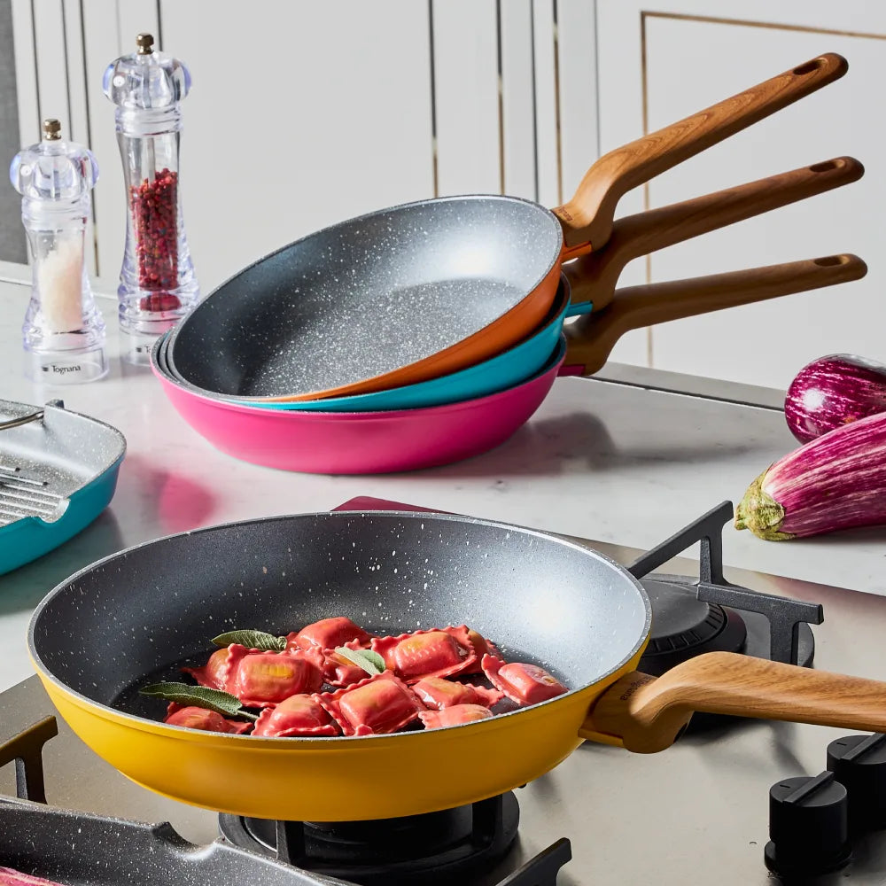 Patelnia na indukcję Color Block.